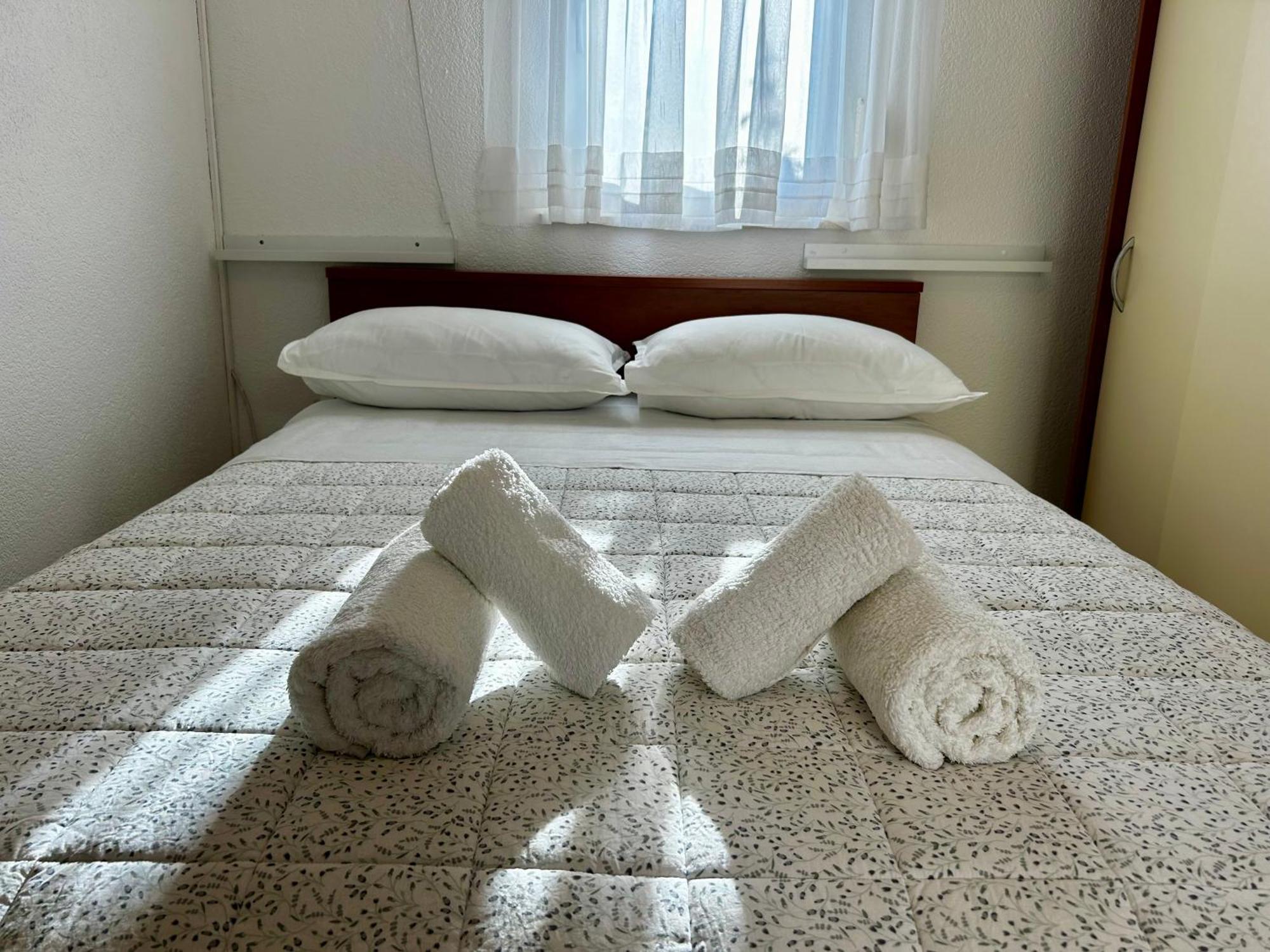 Dinka Apartment โตรกีร์ ภายนอก รูปภาพ